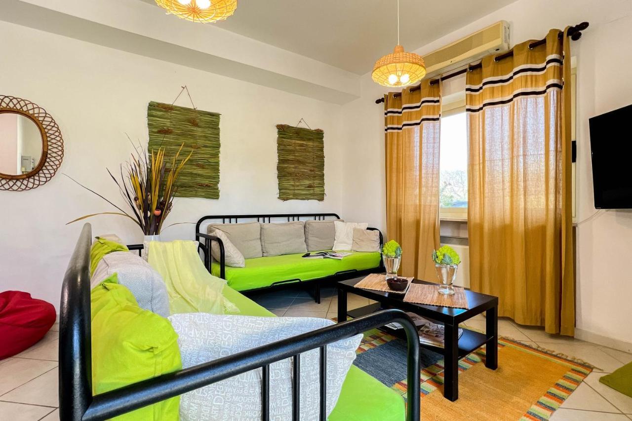 Livingapple Appartement Scauri  Buitenkant foto
