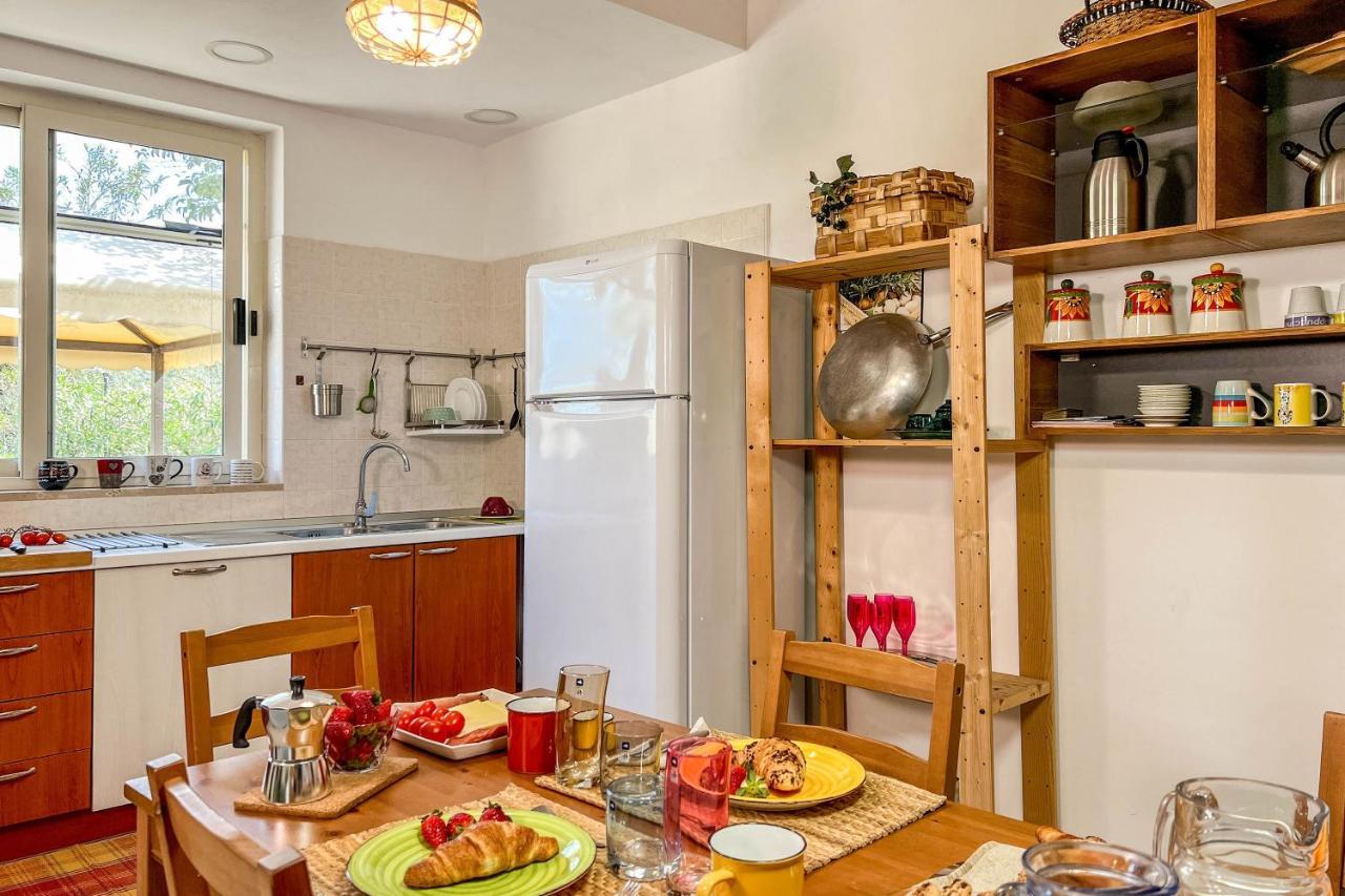 Livingapple Appartement Scauri  Buitenkant foto