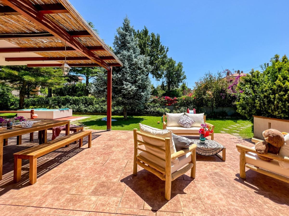 Livingapple Appartement Scauri  Buitenkant foto