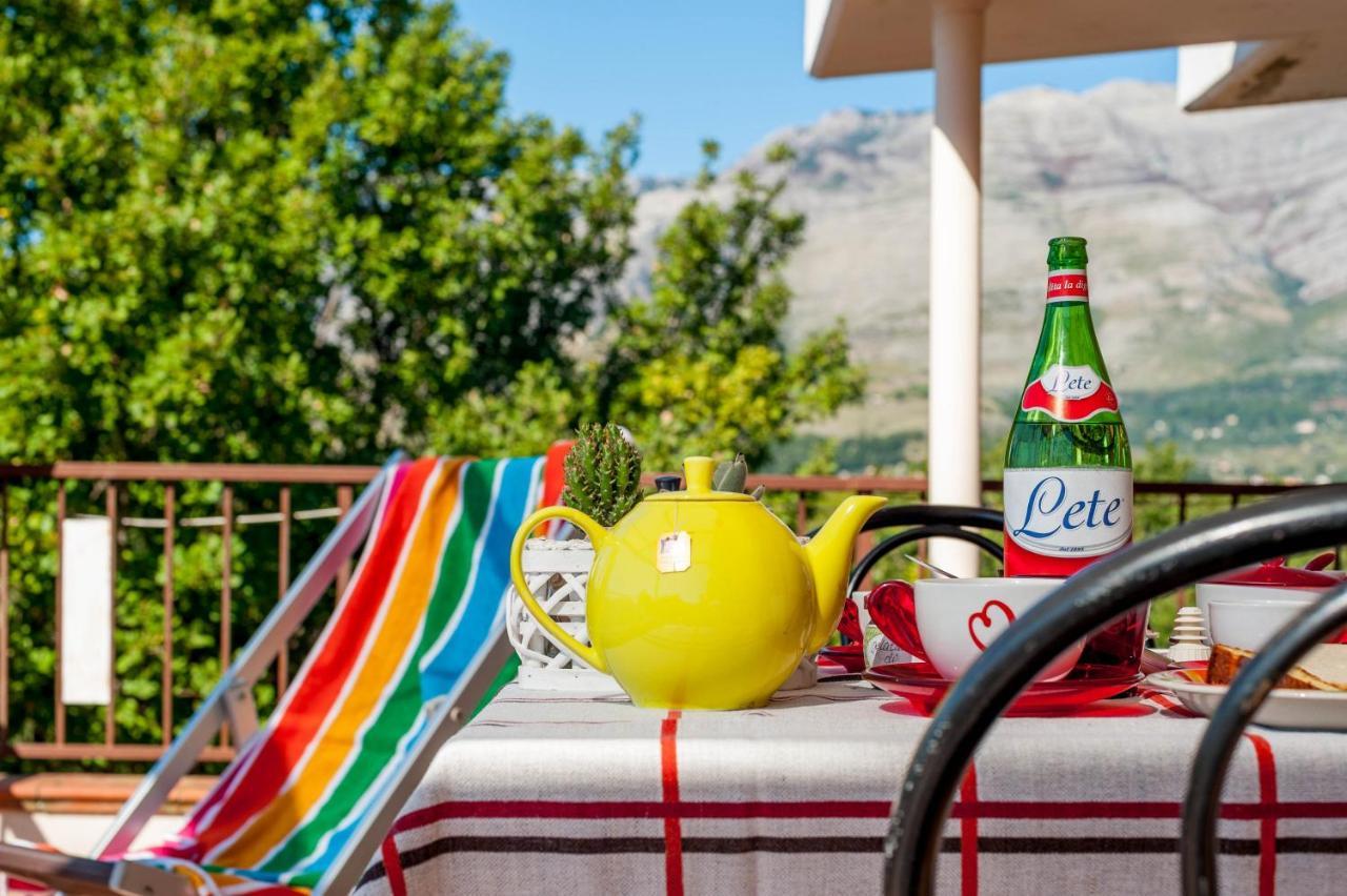 Livingapple Appartement Scauri  Buitenkant foto
