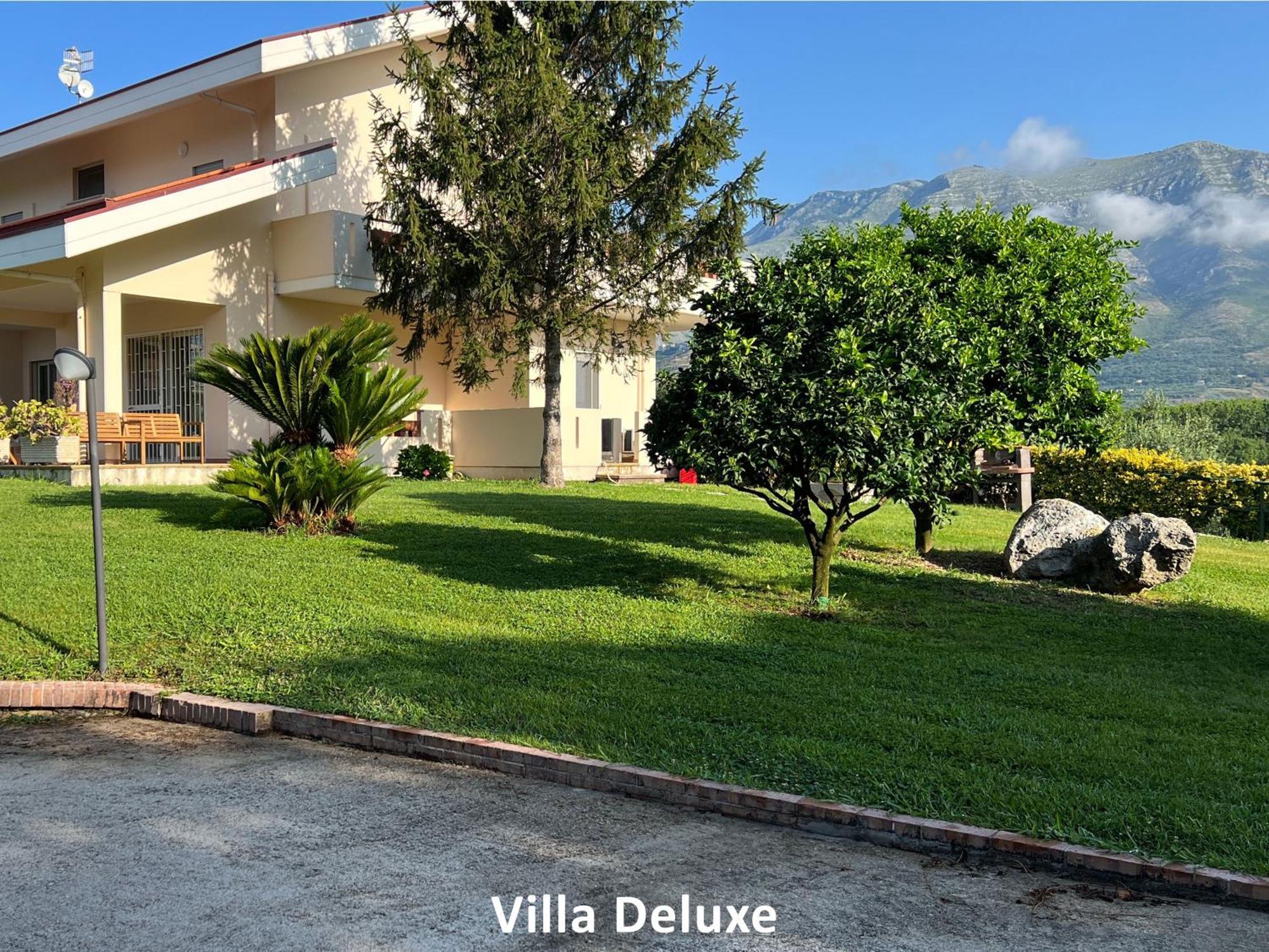 Livingapple Appartement Scauri  Buitenkant foto