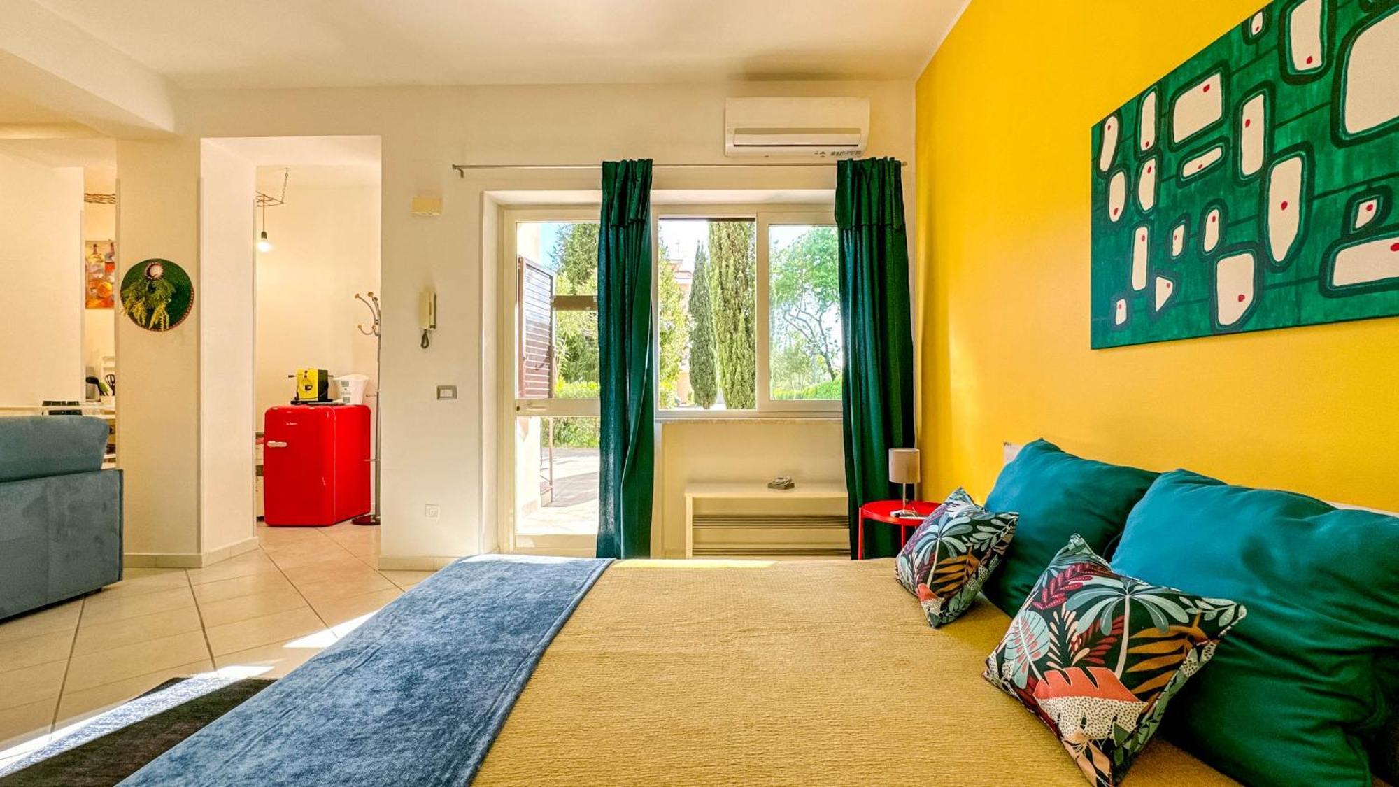 Livingapple Appartement Scauri  Buitenkant foto